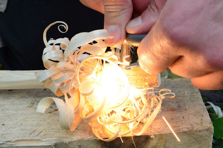 Learning to make fire, knot tying, building camps, and much more at The Gathering in Schiplaken